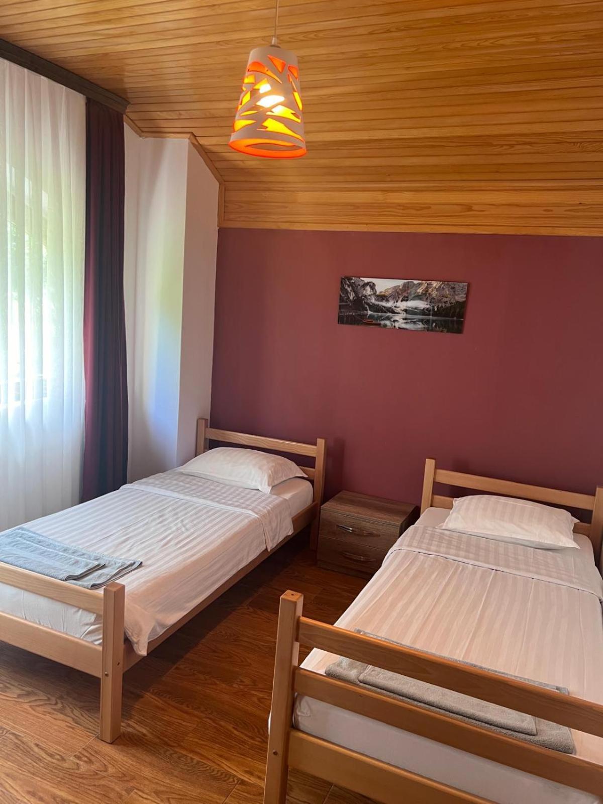 Vila Alexander B&B Valbona Exteriör bild
